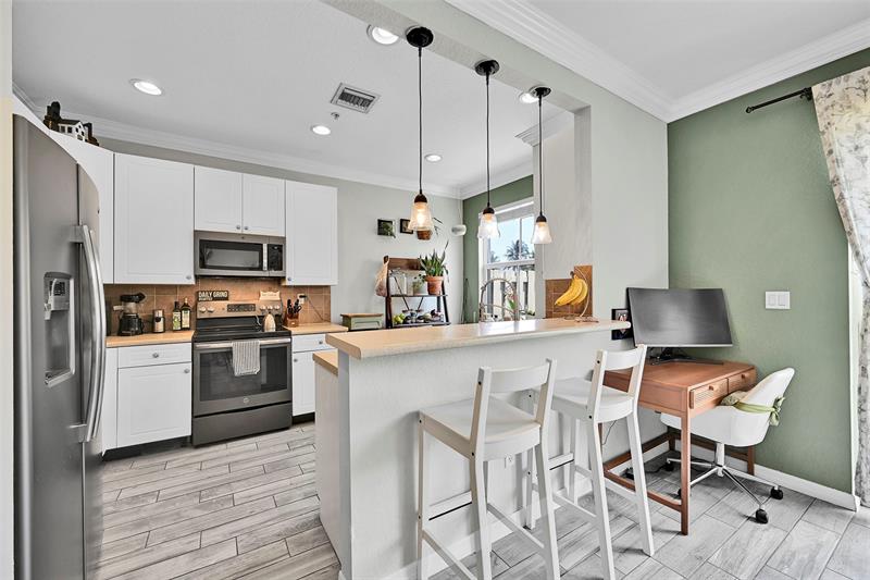 Image 10 of 25 For 2851 Prospect Rd  1202