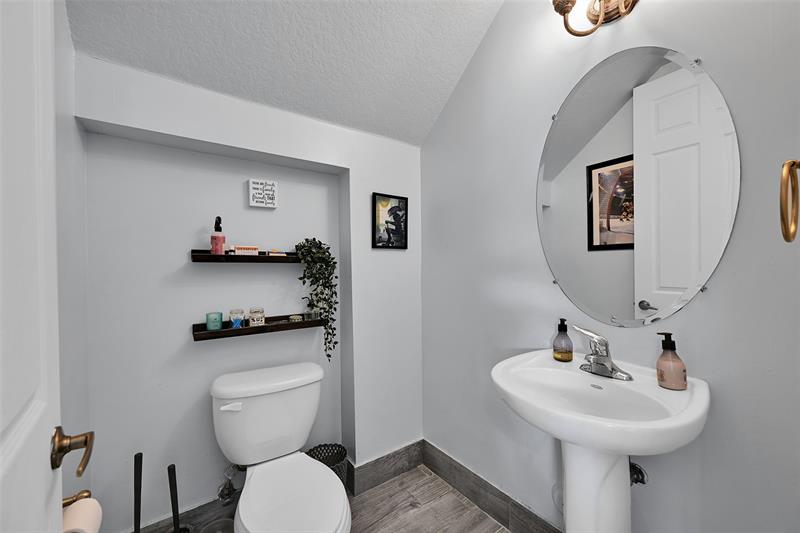 Image 13 of 25 For 2851 Prospect Rd  1202