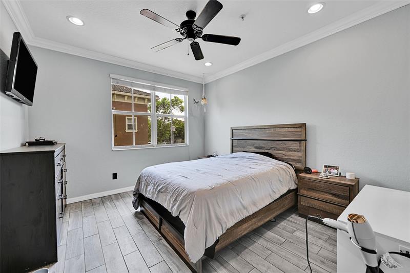 Image 19 of 25 For 2851 Prospect Rd  1202