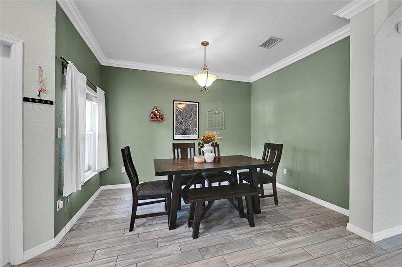 Image 7 of 25 For 2851 Prospect Rd  1202