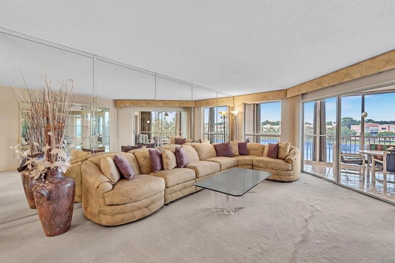 Image 20 of 83 For 7377 Granville Dr  311