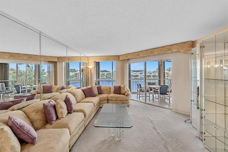 Image 23 of 83 For 7377 Granville Dr  311