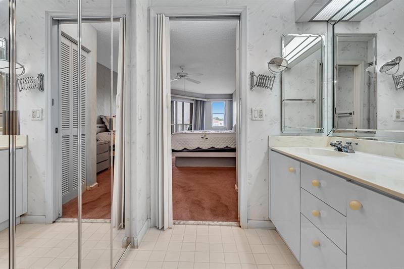 Image 33 of 83 For 7377 Granville Dr  311