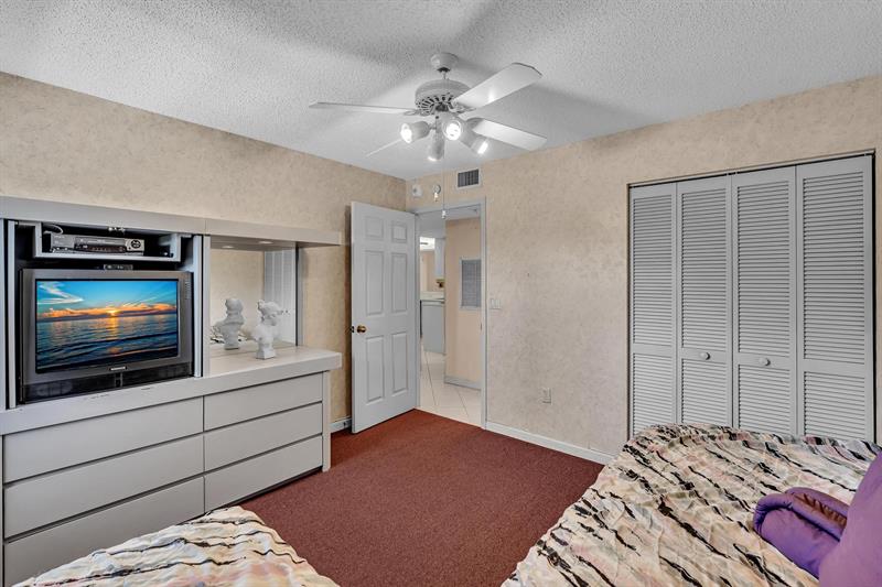 Image 36 of 83 For 7377 Granville Dr  311