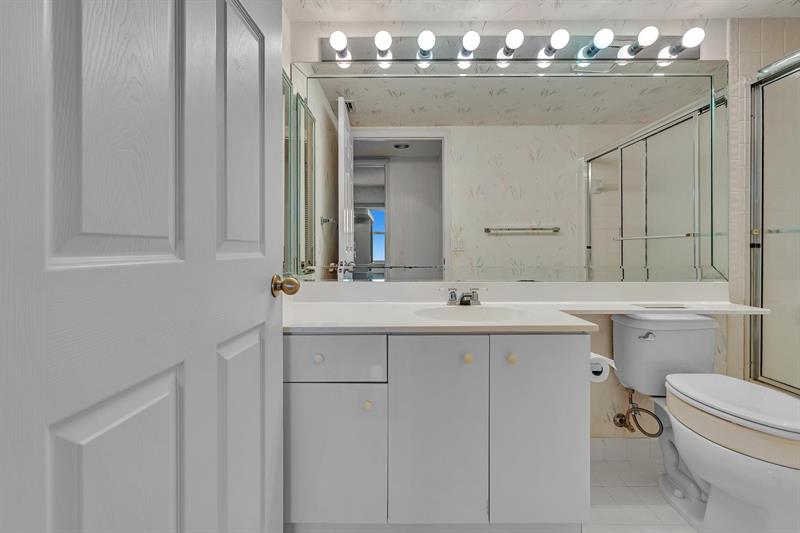 Image 41 of 83 For 7377 Granville Dr  311