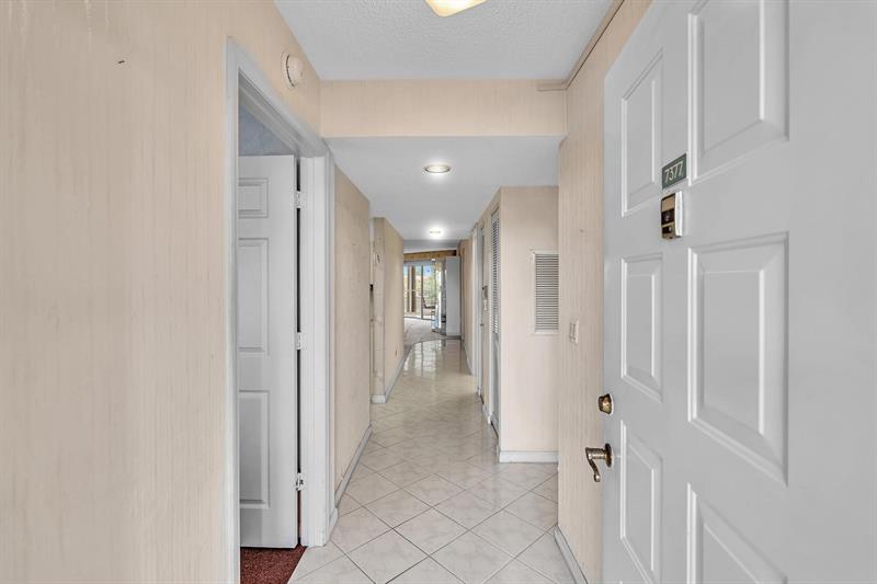 Image 5 of 83 For 7377 Granville Dr  311