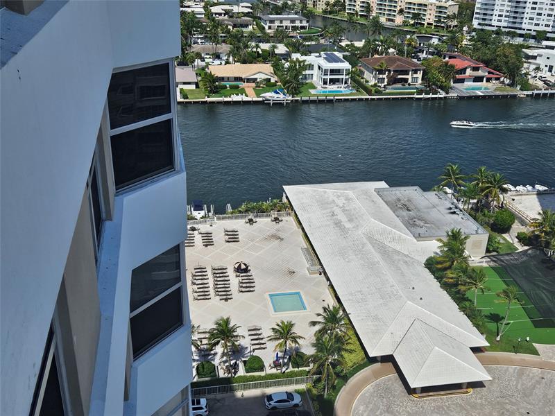 Image 6 of 18 For 1985 Ocean Dr  20d