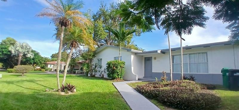 Details for 8760 181st Ter, Palmetto Bay, FL 33157