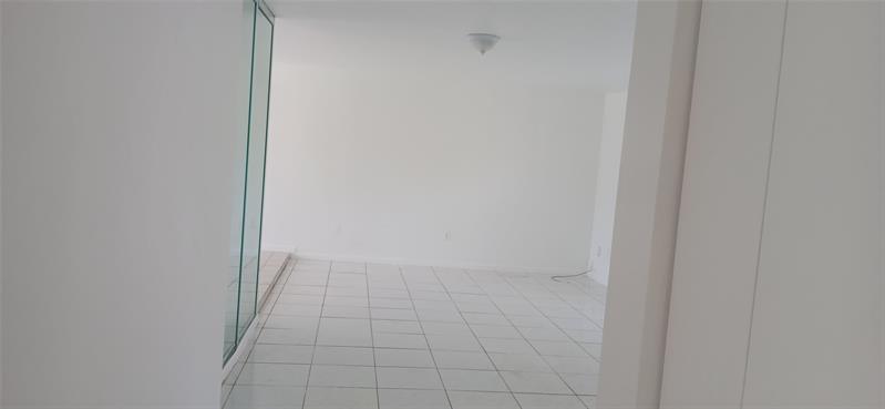Image 6 of 27 For 8760 181st Ter