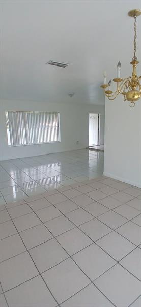 Image 8 of 27 For 8760 181st Ter