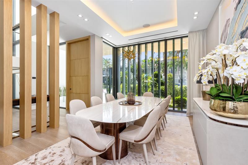 Image 32 of 96 For 68 Isla Bahia Drive