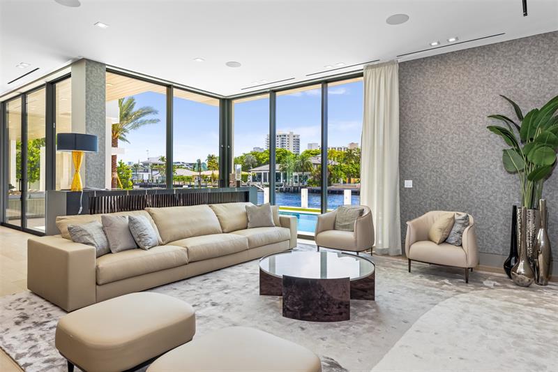 Image 38 of 96 For 68 Isla Bahia Drive
