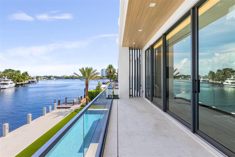 Image 79 of 96 For 68 Isla Bahia Drive