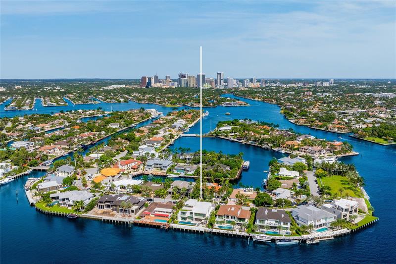 Image 9 of 96 For 68 Isla Bahia Drive