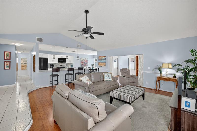 Image 10 of 65 For 5310 31st St