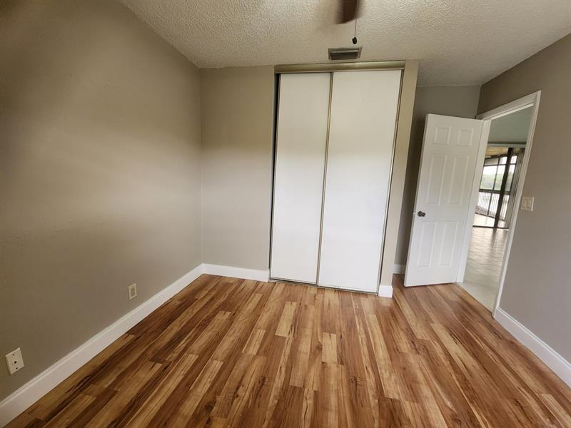 Image 11 of 50 For 2738 Carambola Cir  1913