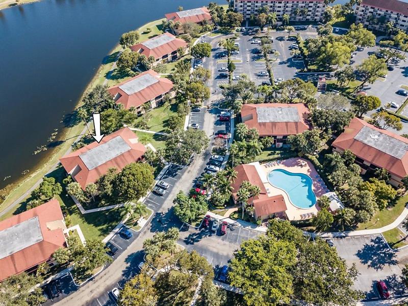 Image 27 of 50 For 2738 Carambola Cir  1913