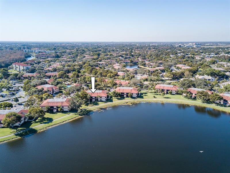 Image 3 of 50 For 2738 Carambola Cir  1913