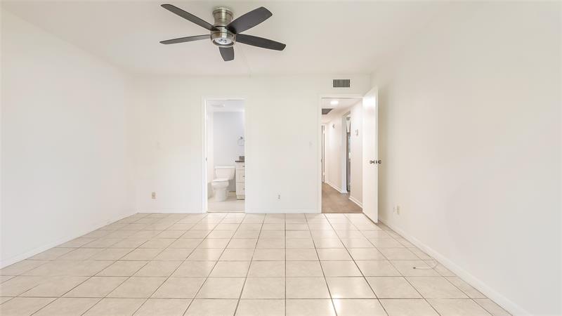 Image 23 of 33 For 3203 Portofino Pt  M1