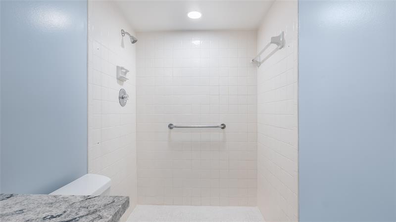 Image 30 of 33 For 3203 Portofino Pt  M1