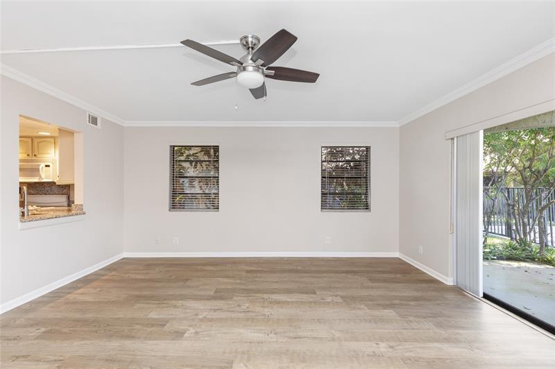 Image 14 of 34 For 1759 39th Ct  1305