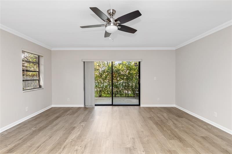 Image 16 of 34 For 1759 39th Ct  1305