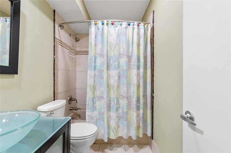 Image 24 of 34 For 1759 39th Ct  1305