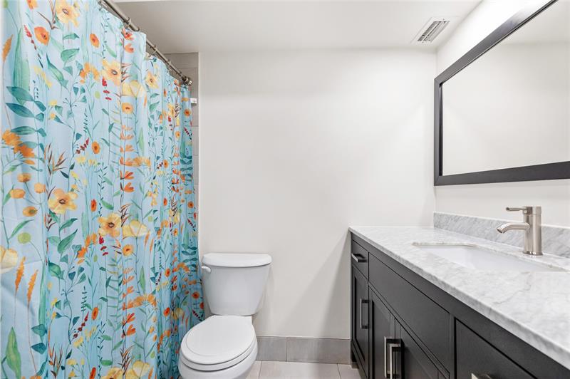 Image 31 of 34 For 1759 39th Ct  1305