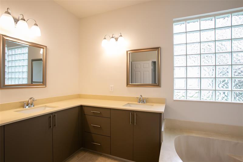 Image 14 of 18 For 13306 16th St