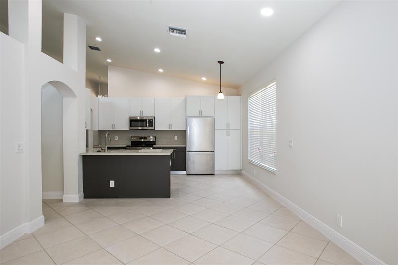 Image 5 of 18 For 13306 16th St