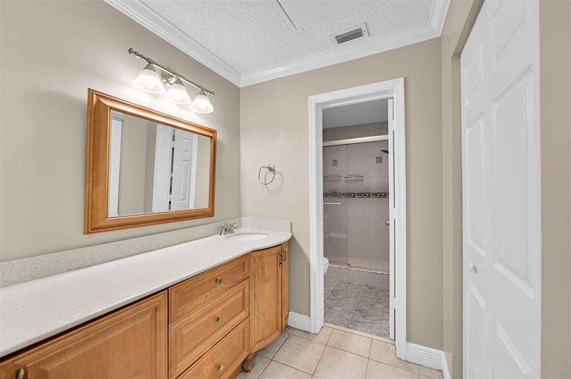 Image 12 of 24 For 1410 Congressional Way  1410