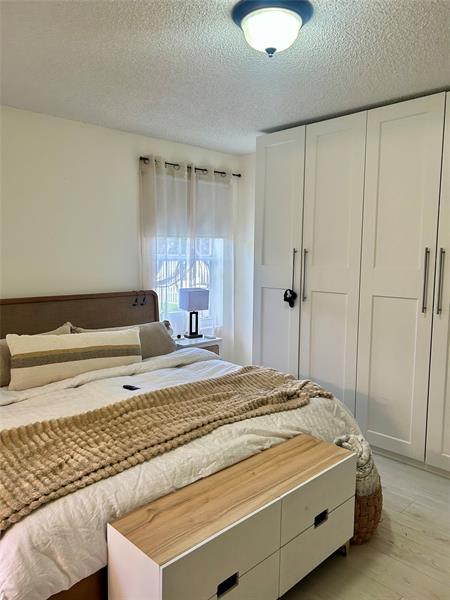 Image 21 of 42 For 1690 Zenith Way