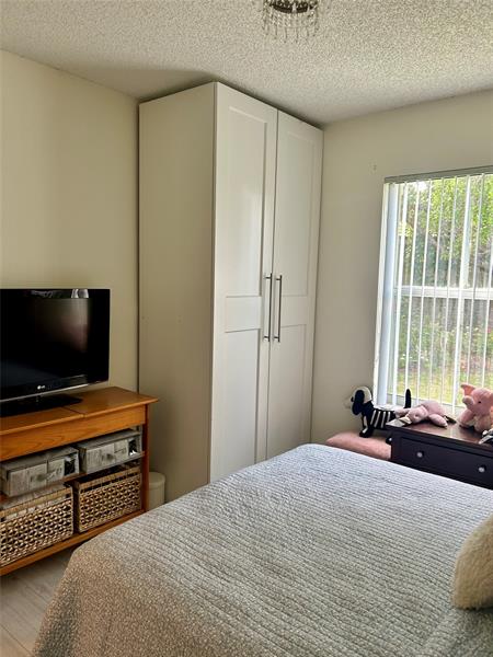 Image 37 of 42 For 1690 Zenith Way