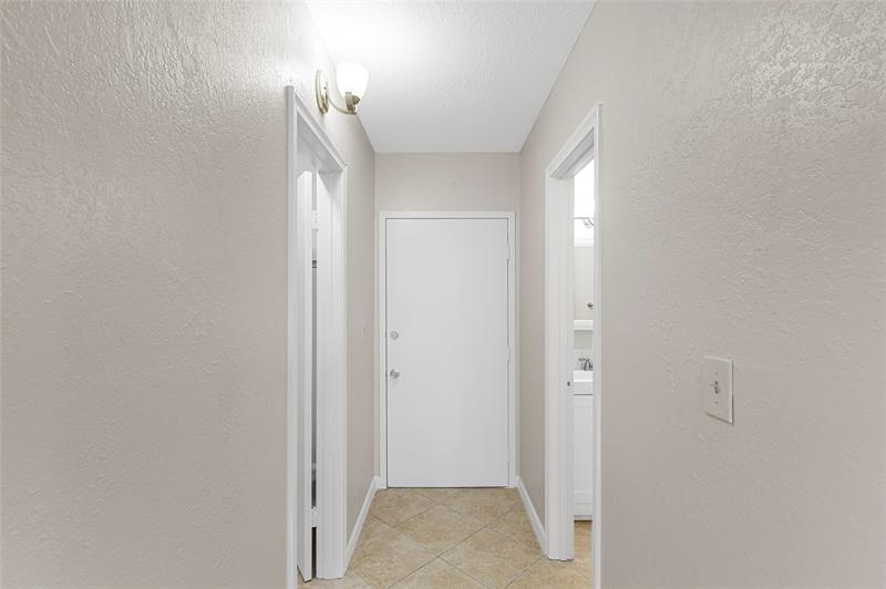 Image 9 of 18 For 2401 Riverside Dr  518b