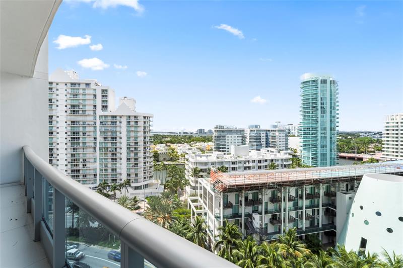Image 30 of 86 For 5959 Collins Ave  1203