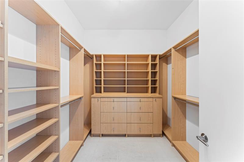 Image 43 of 86 For 5959 Collins Ave  1203