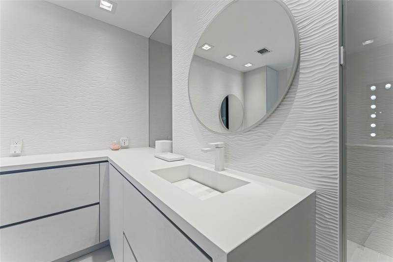 Image 54 of 86 For 5959 Collins Ave  1203