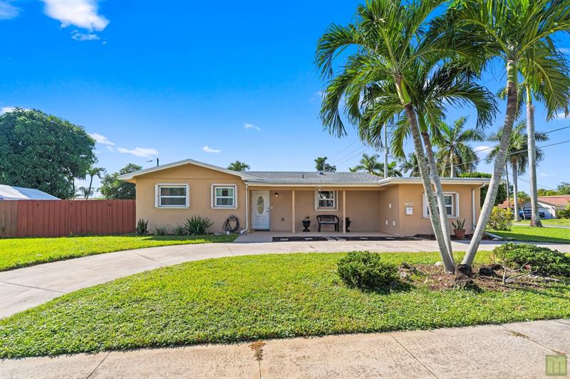 Details for 4450 10th St, Coconut Creek, FL 33066