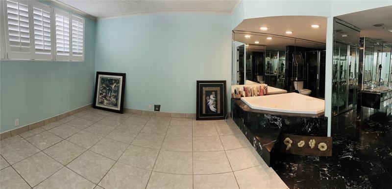 Image 9 of 10 For 3100 49th St  Ph06