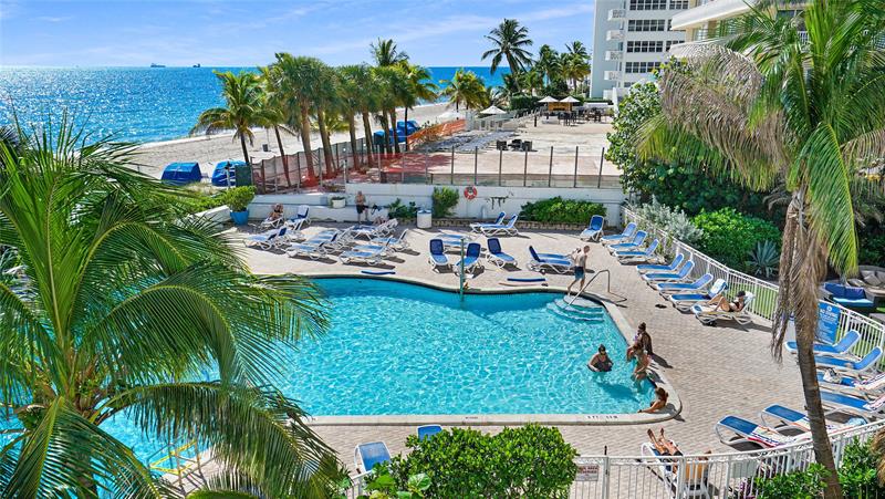 Image 16 of 39 For 4040 Galt Ocean Dr  224