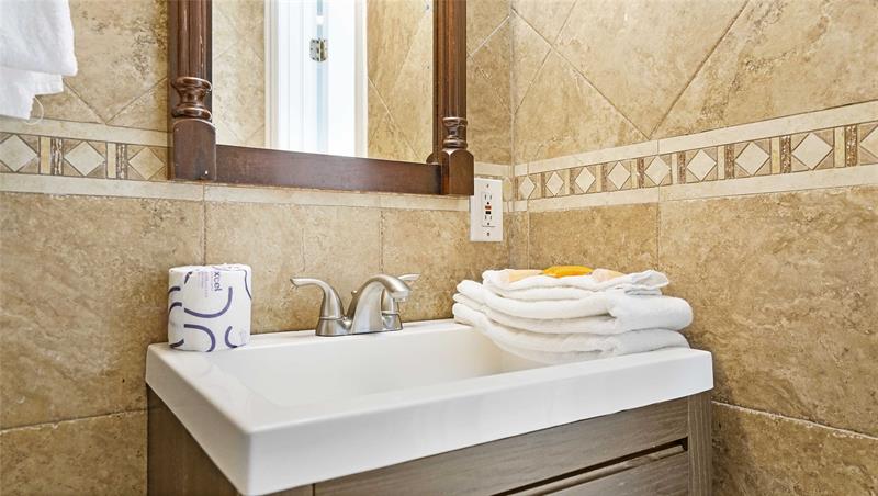 Image 18 of 39 For 4040 Galt Ocean Dr  224