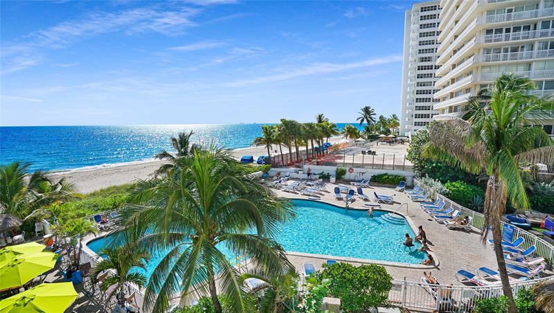 Image 21 of 39 For 4040 Galt Ocean Dr  224