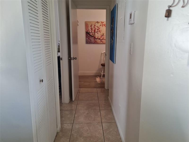 Image 16 of 38 For 3421 44th St  203