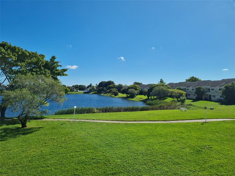 Image 19 of 38 For 3421 44th St  203