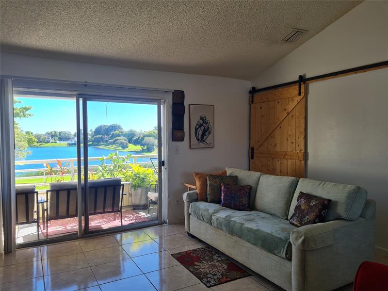 Image 2 of 38 For 3421 44th St  203