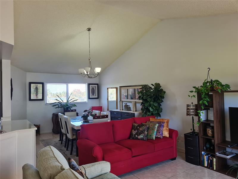 Image 6 of 38 For 3421 44th St  203