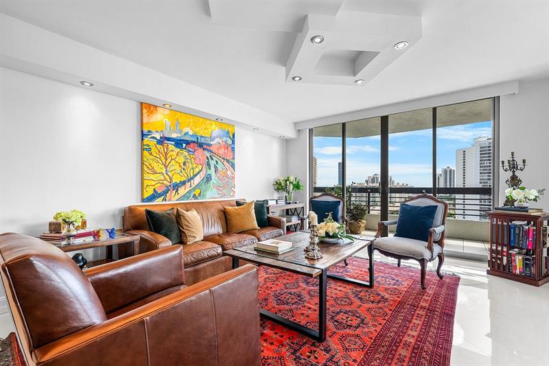 Image 20 of 27 For 3500 Mystic Pointe Dr  1808