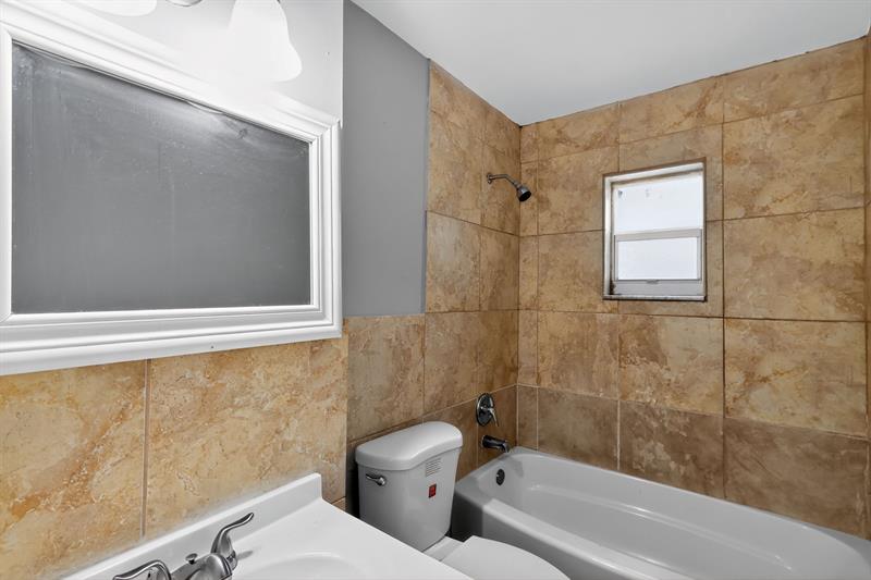 Image 11 of 16 For 4810 19th St