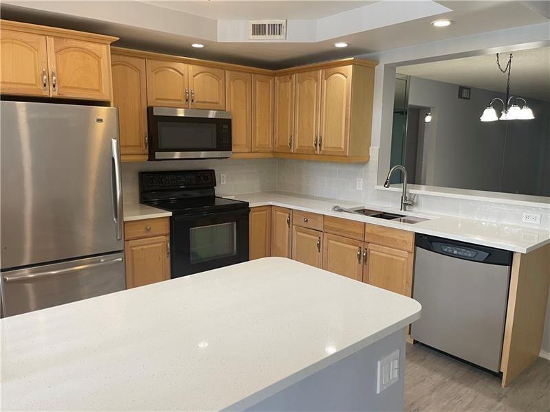 Details for 2404 Antigua Cir  M2, Coconut Creek, FL 33066