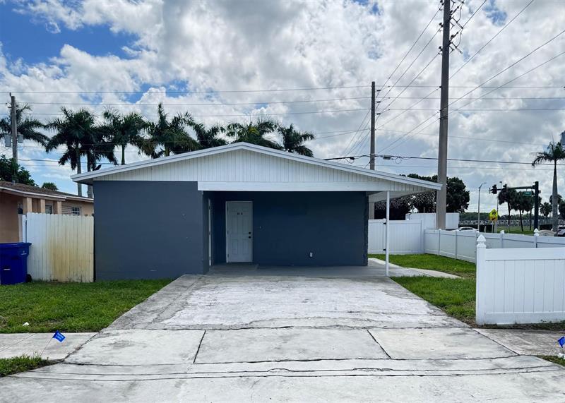 Image 3 of 17 For 818 Avenue U